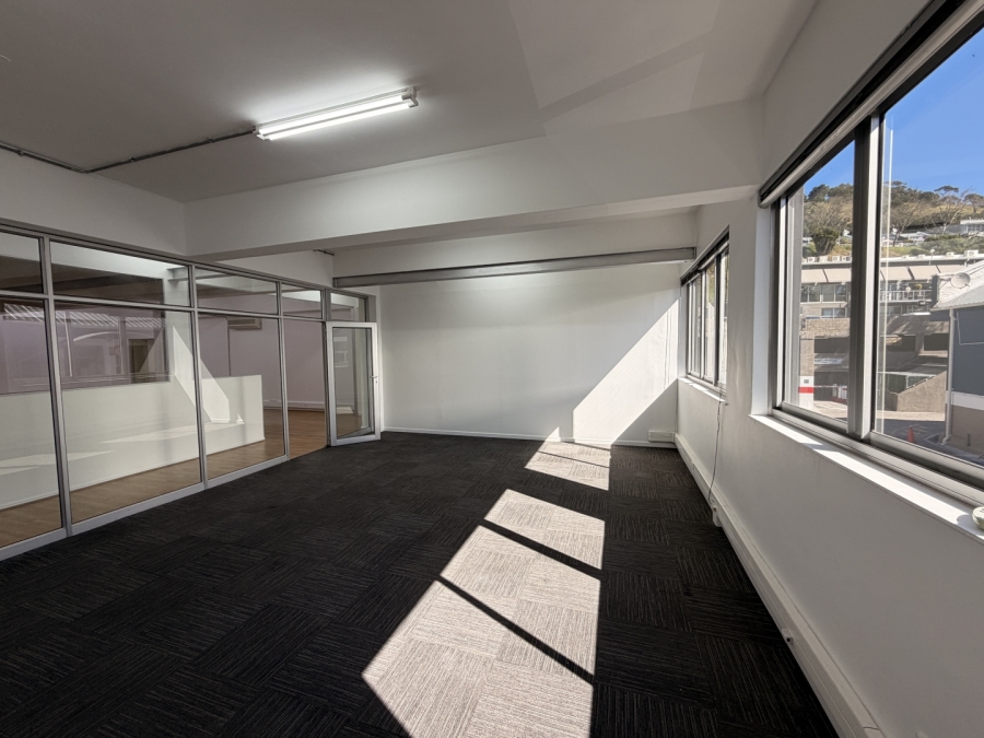 To Let Commercial Property for Rent in Green Point Western Cape